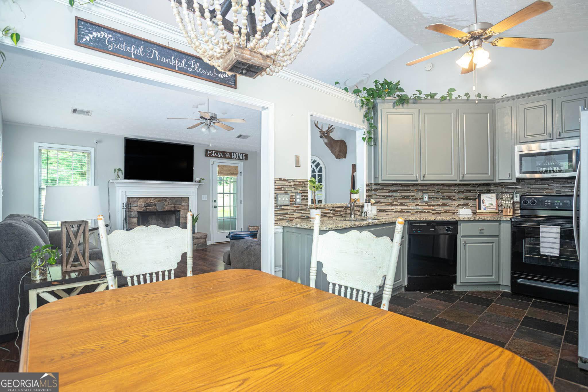 605 Freeman Drive Property Photo 17