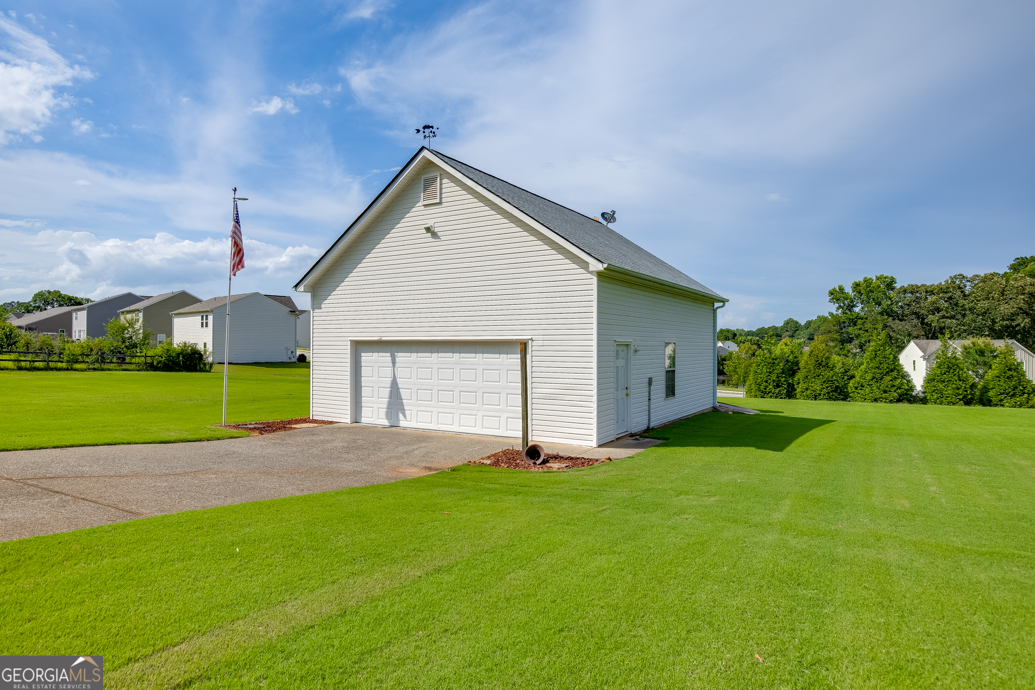 352 Olde Wick Trail Property Photo 49