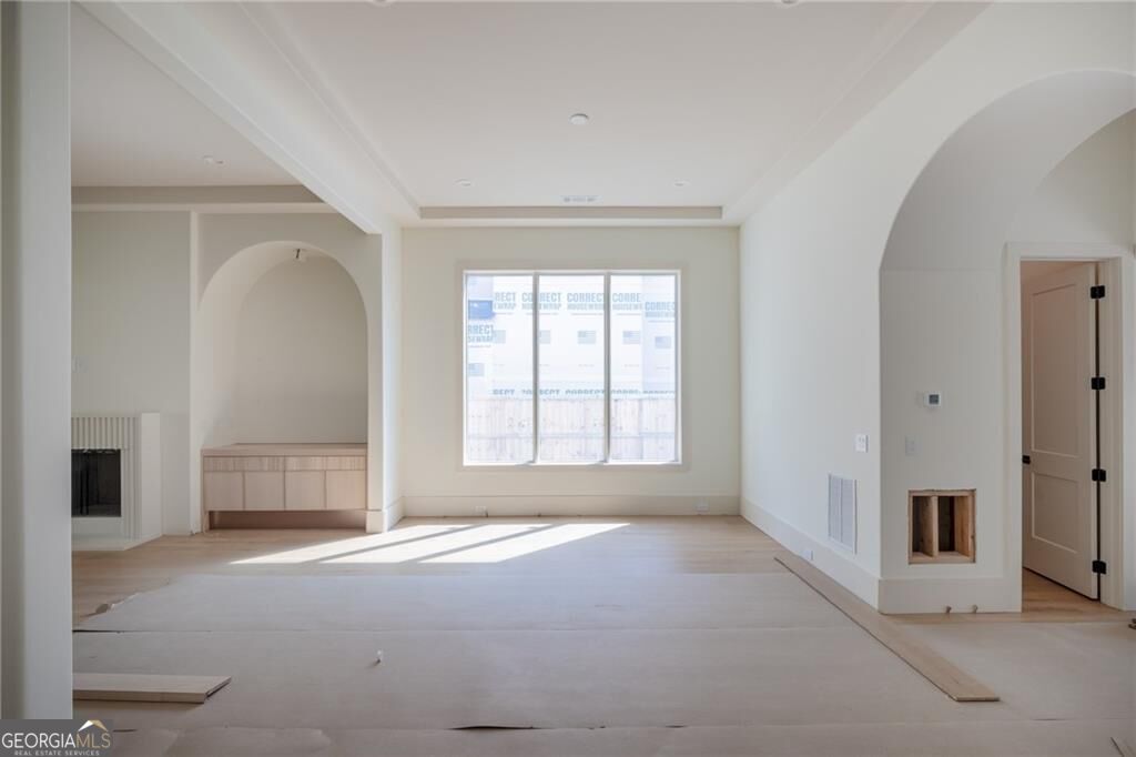 305 Hook Street Property Photo 5
