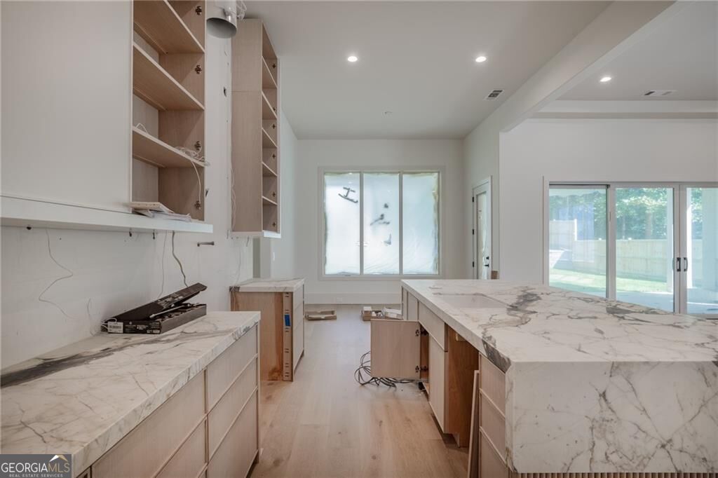 305 Hook Street Property Photo 15