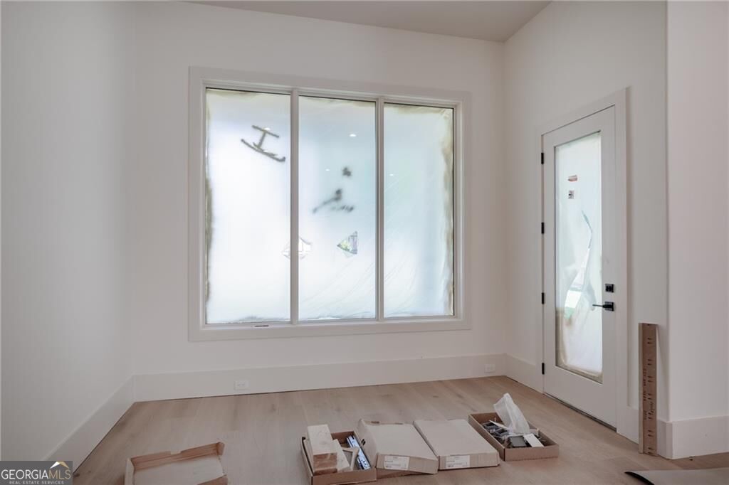 305 Hook Street Property Photo 16