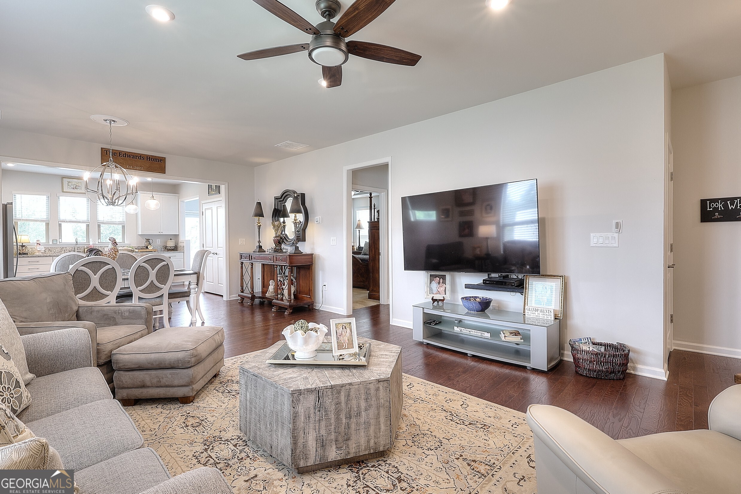 6022 Rollingwood Way Property Photo 13