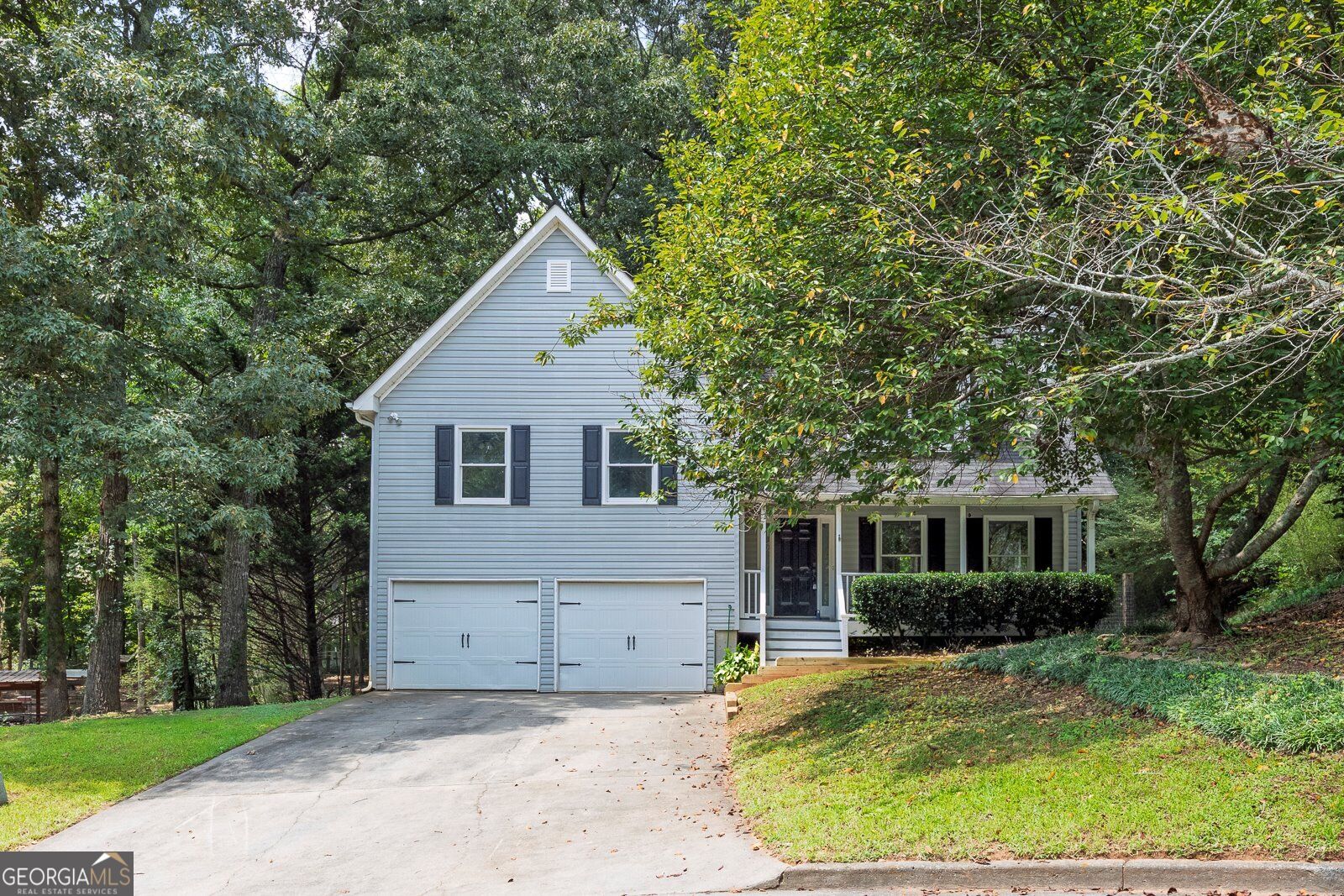 228 Hawkins Farm Circle Property Photo 1