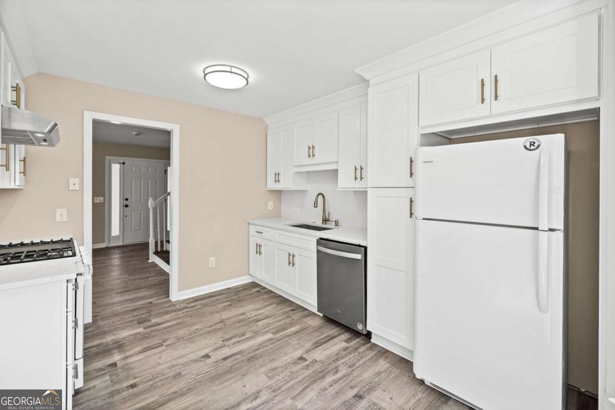 228 Hawkins Farm Circle Property Photo 15