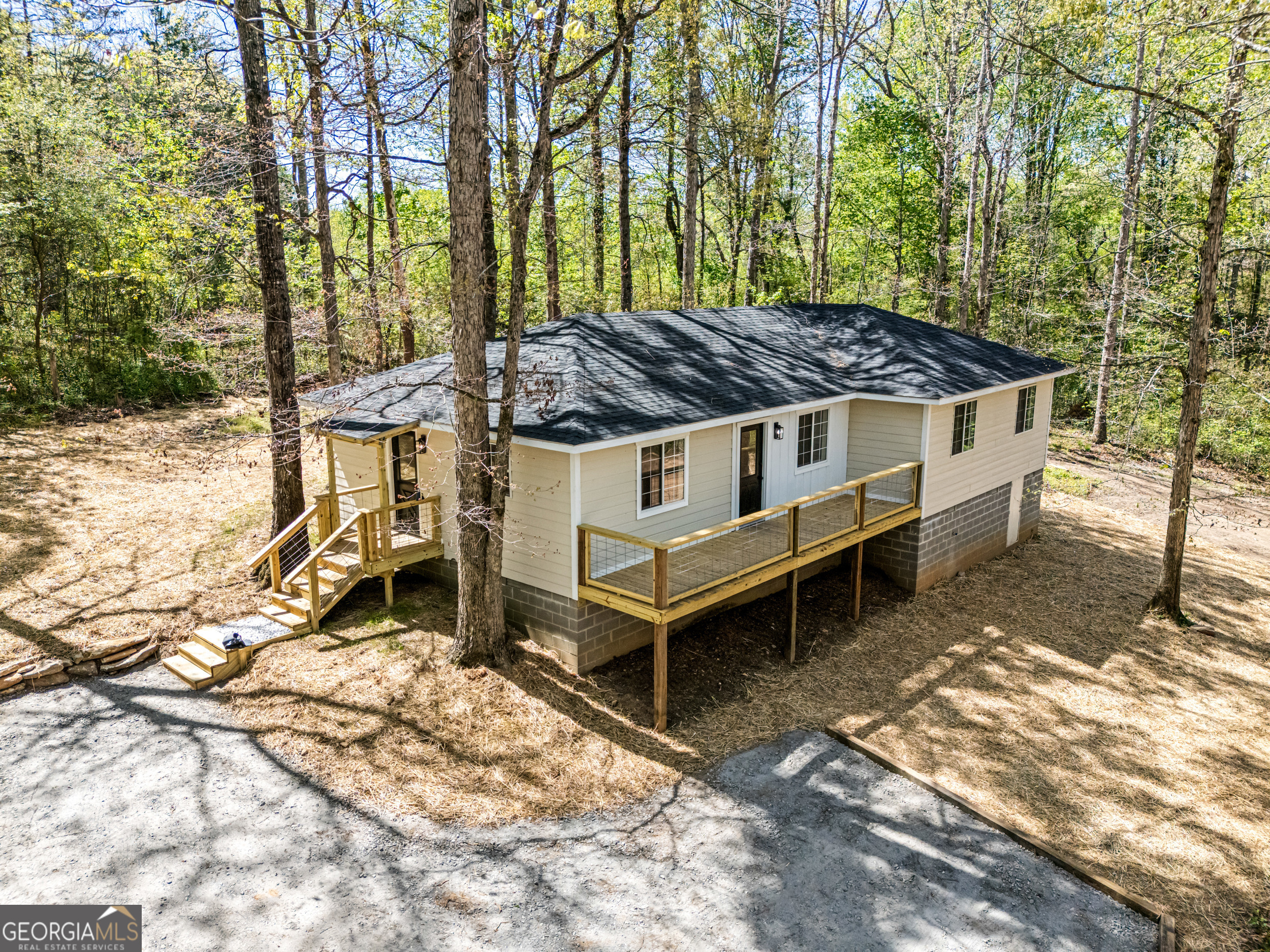 684 Faith Lane Property Photo 1