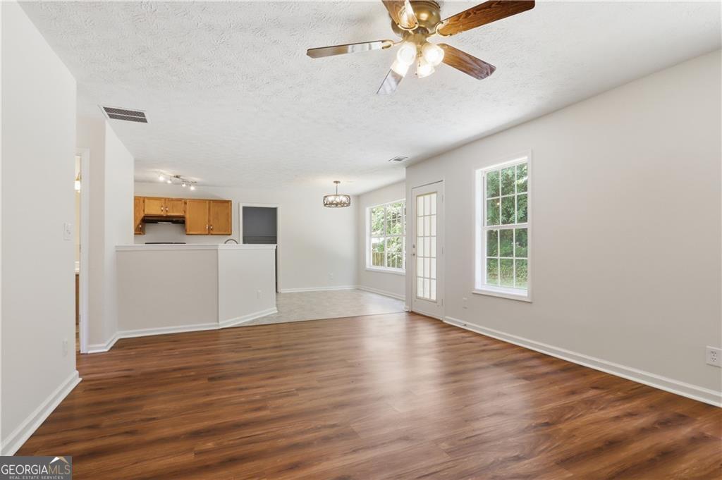 682 Stonemill Manor Property Photo 12