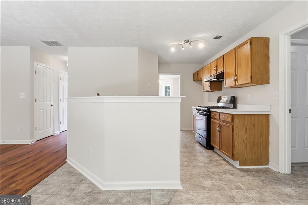 682 Stonemill Manor Property Photo 14