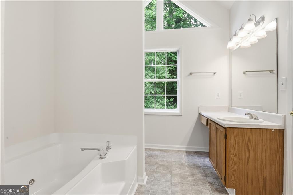 682 Stonemill Manor Property Photo 33