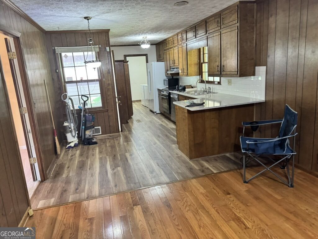3091 Browns Bridge Road Property Photo 11