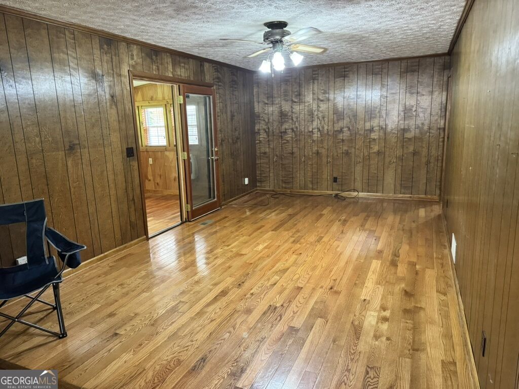 3091 Browns Bridge Road Property Photo 12