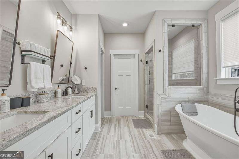 6290 Granbury Walk Nw Property Photo 28