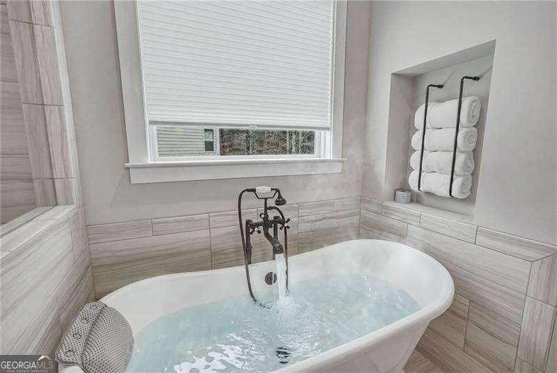 6290 Granbury Walk Nw Property Photo 30