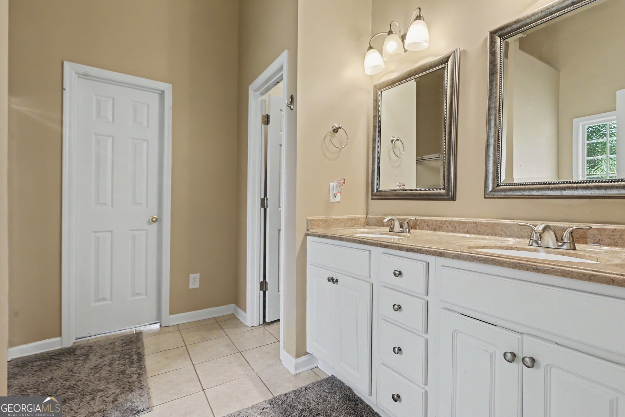 5 Park Forest Curve Property Photo 25