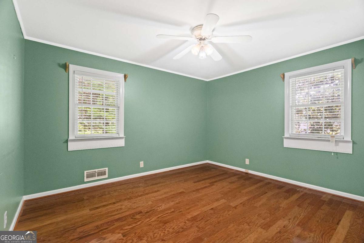 204 Sherwood Drive Property Photo 17