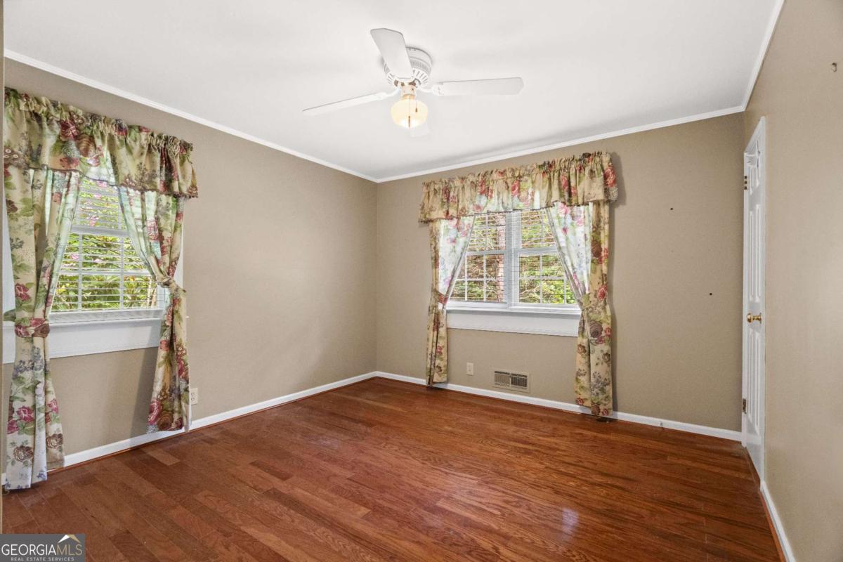 204 Sherwood Drive Property Photo 21