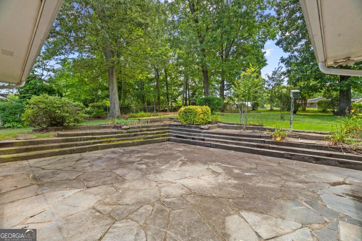 204 Sherwood Drive Property Photo 29
