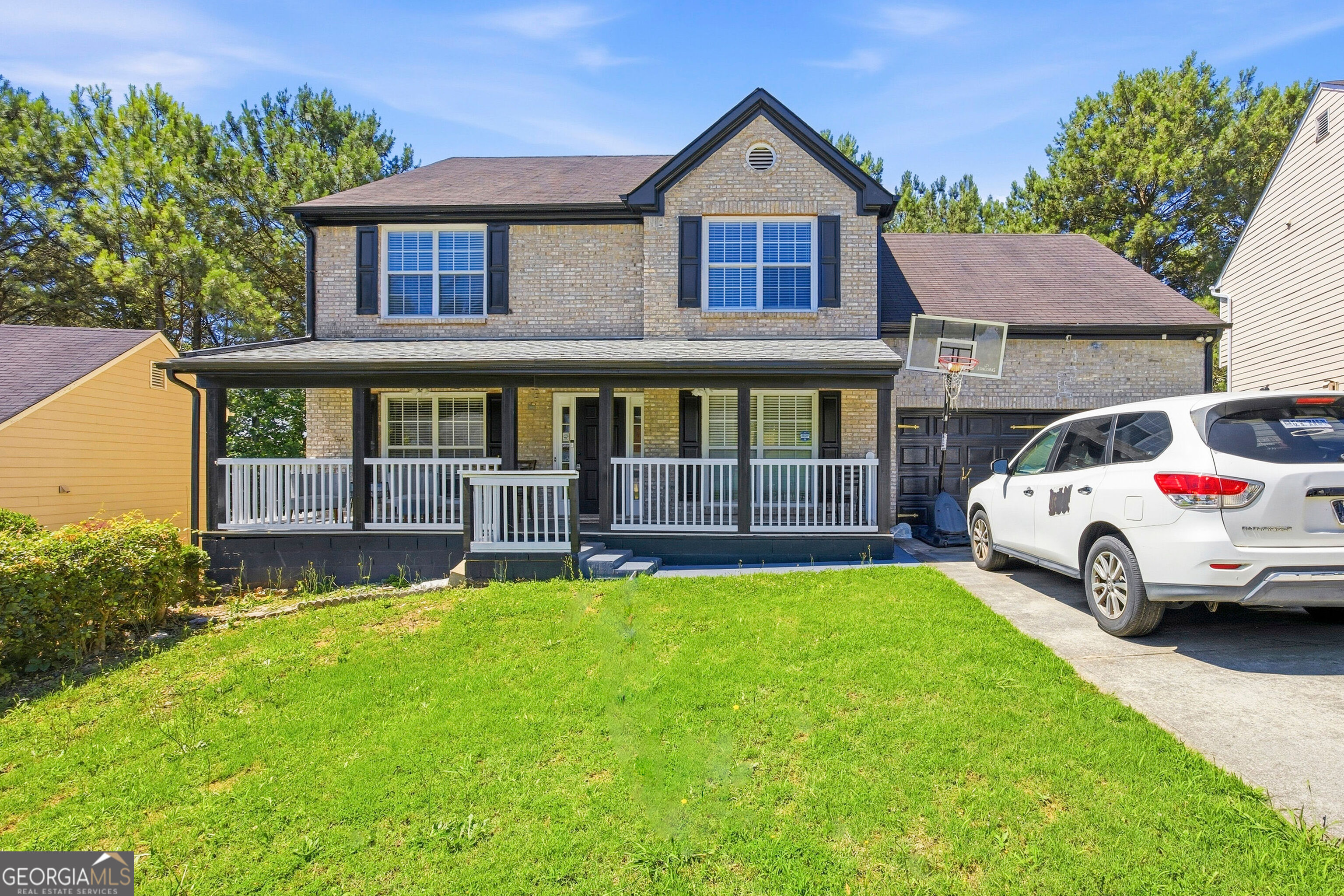 595 Castlebrooke Drive