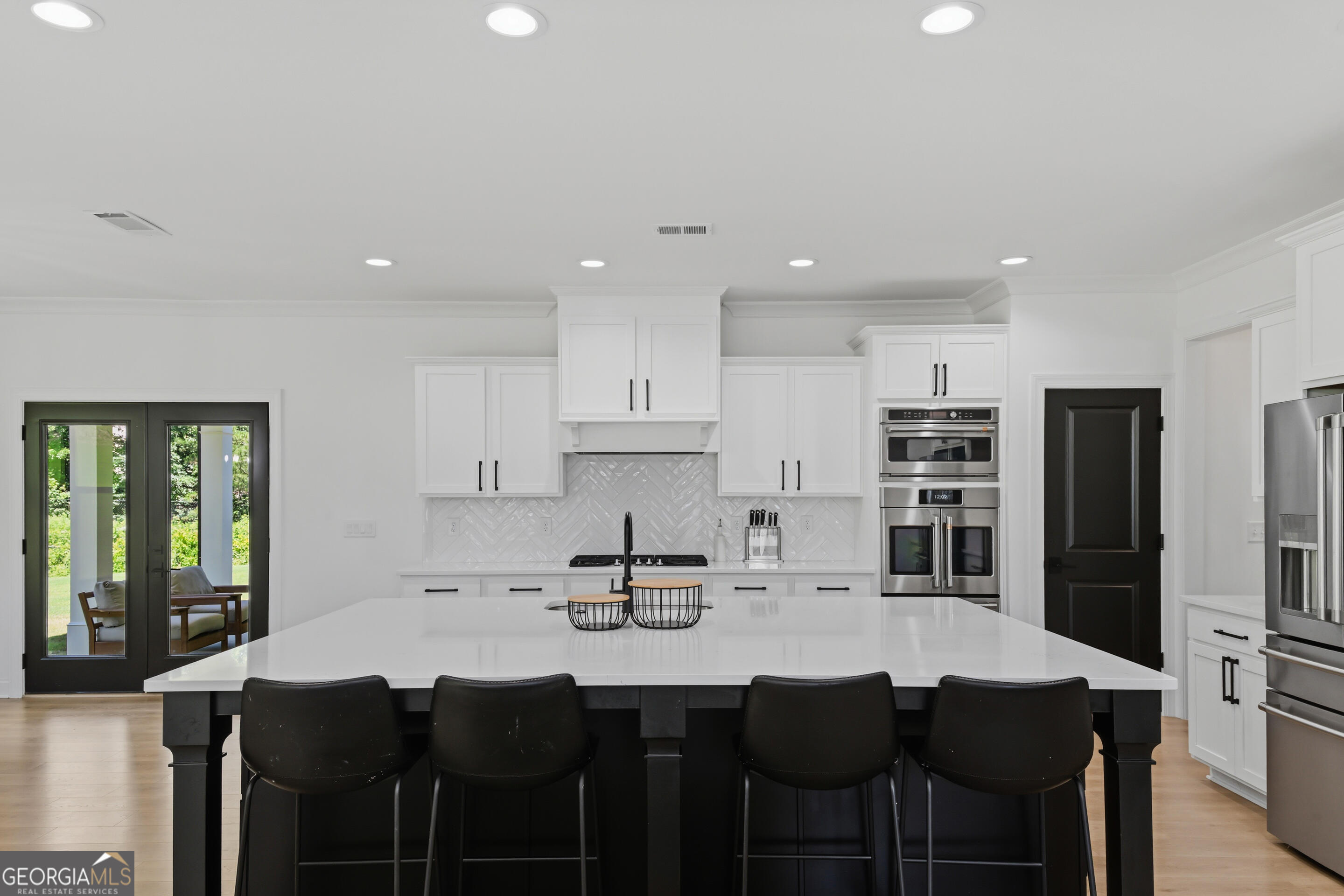 1174 Julian Way Property Photo 15