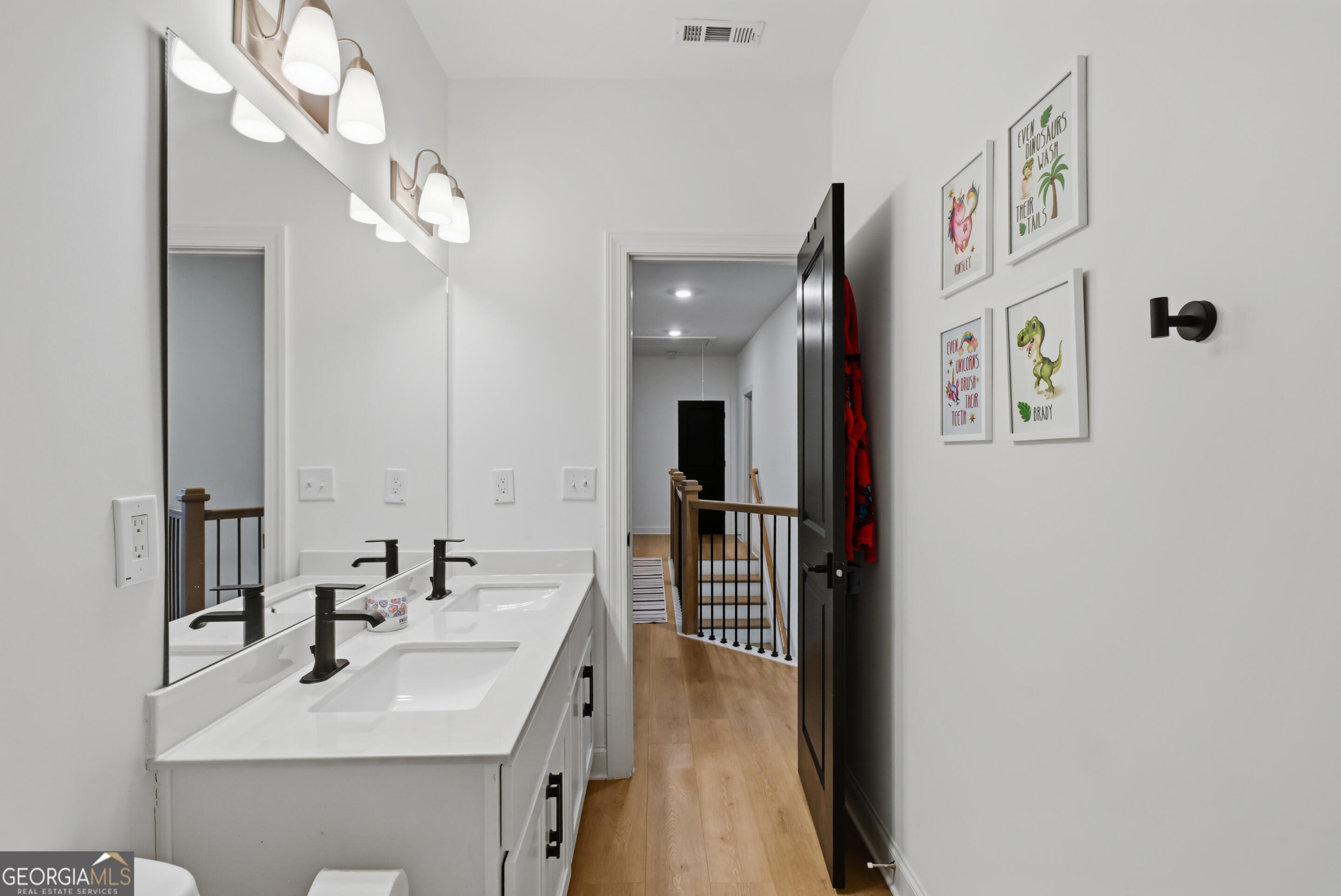 1174 Julian Way Property Photo 46