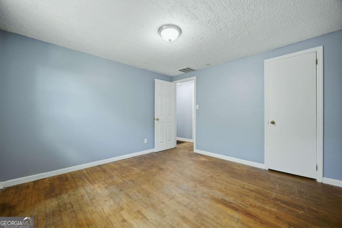 5232 Trudy Circle Property Photo 17
