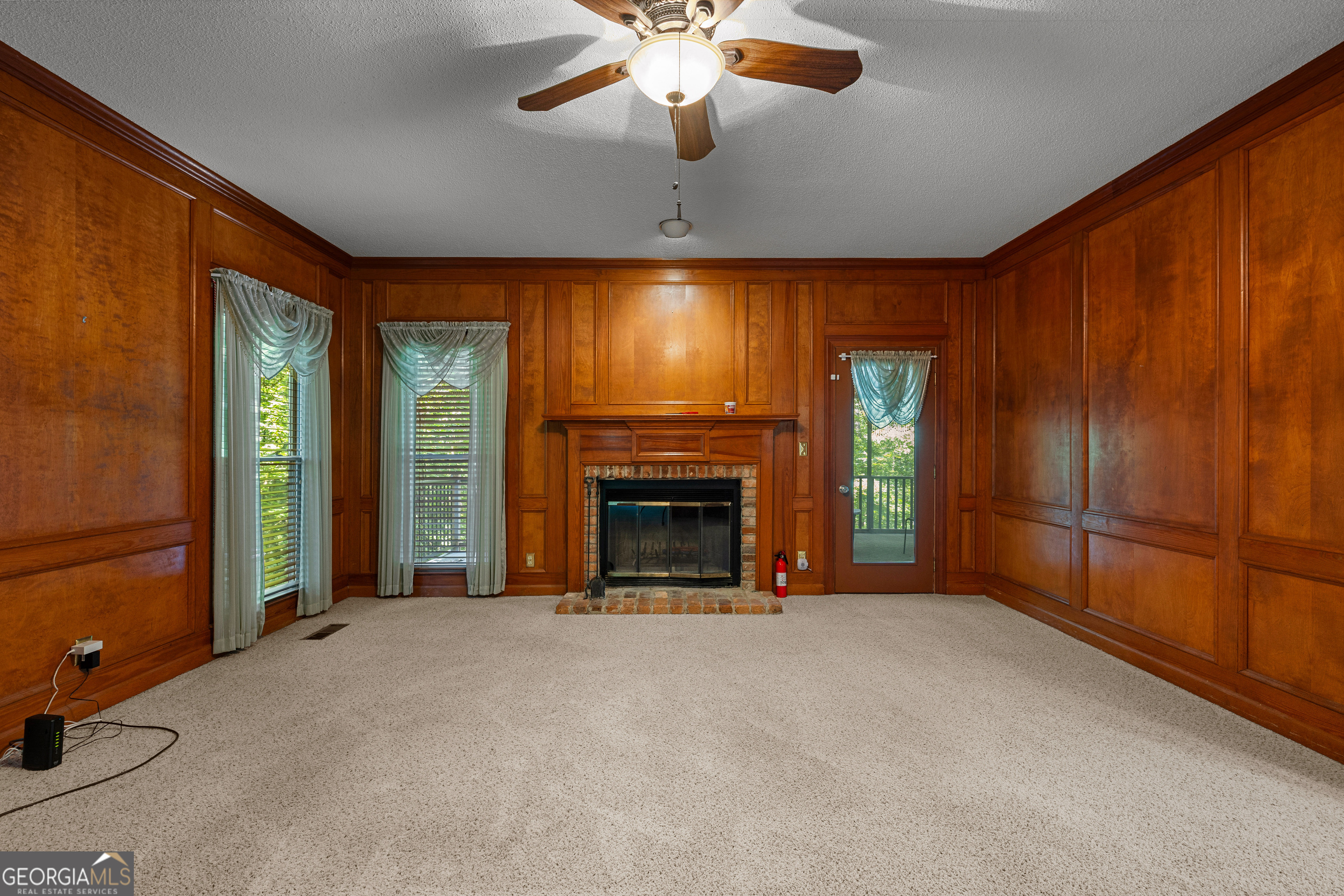 214 Highland Trail Property Photo 10