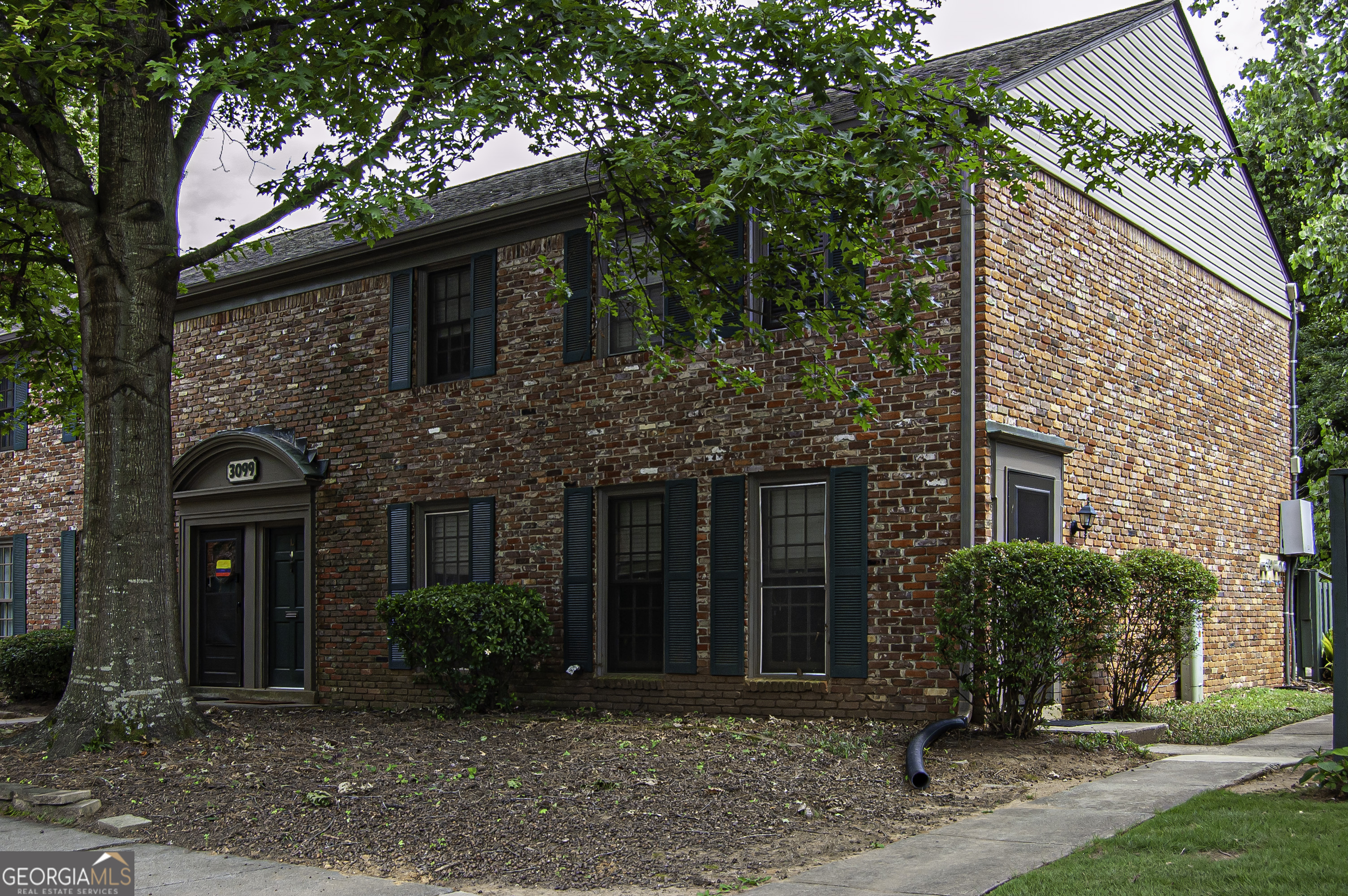 3099 Colonial Way UNIT M Property Photo 1