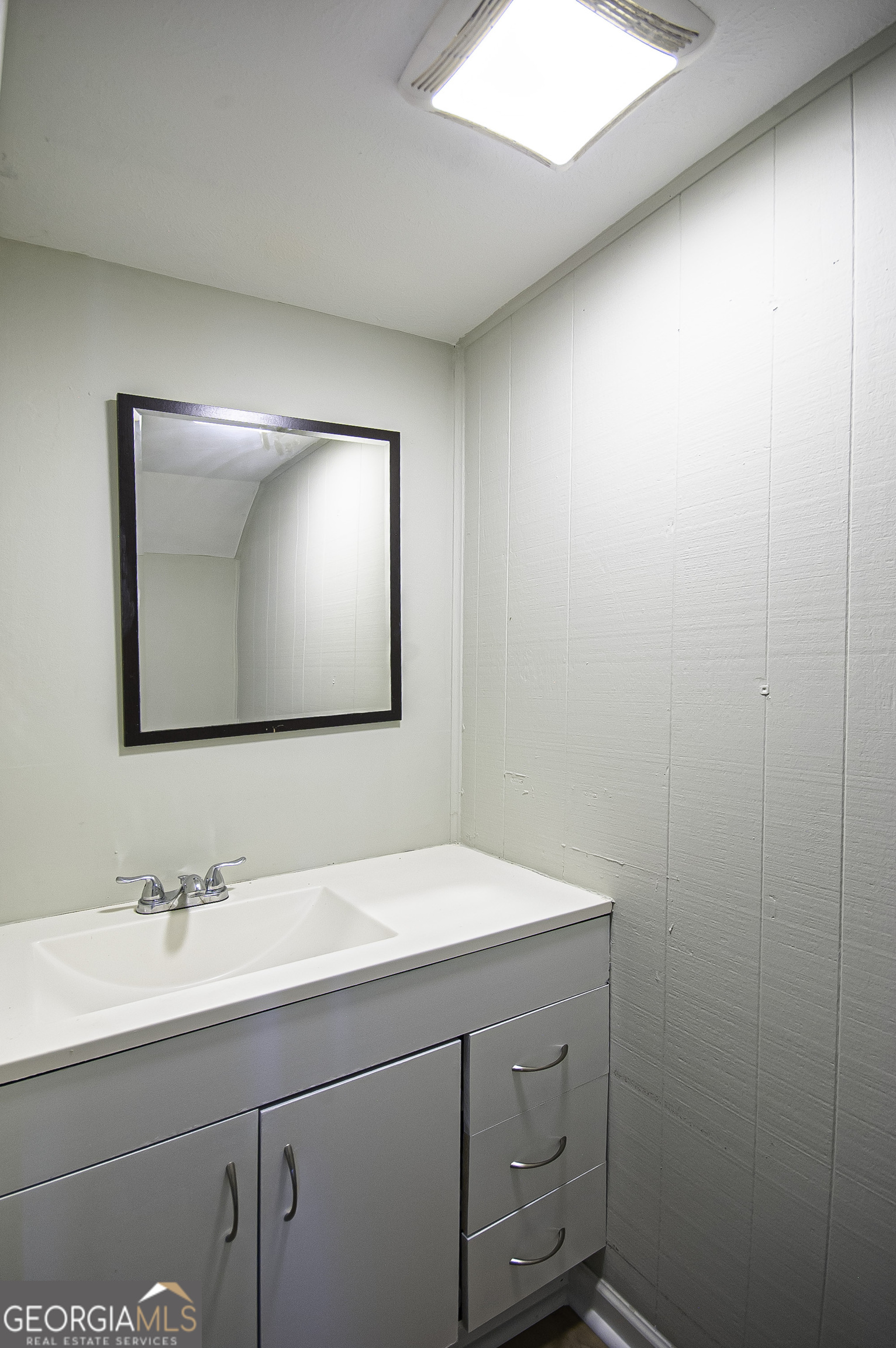 3099 Colonial Way Unit M Property Photo 5