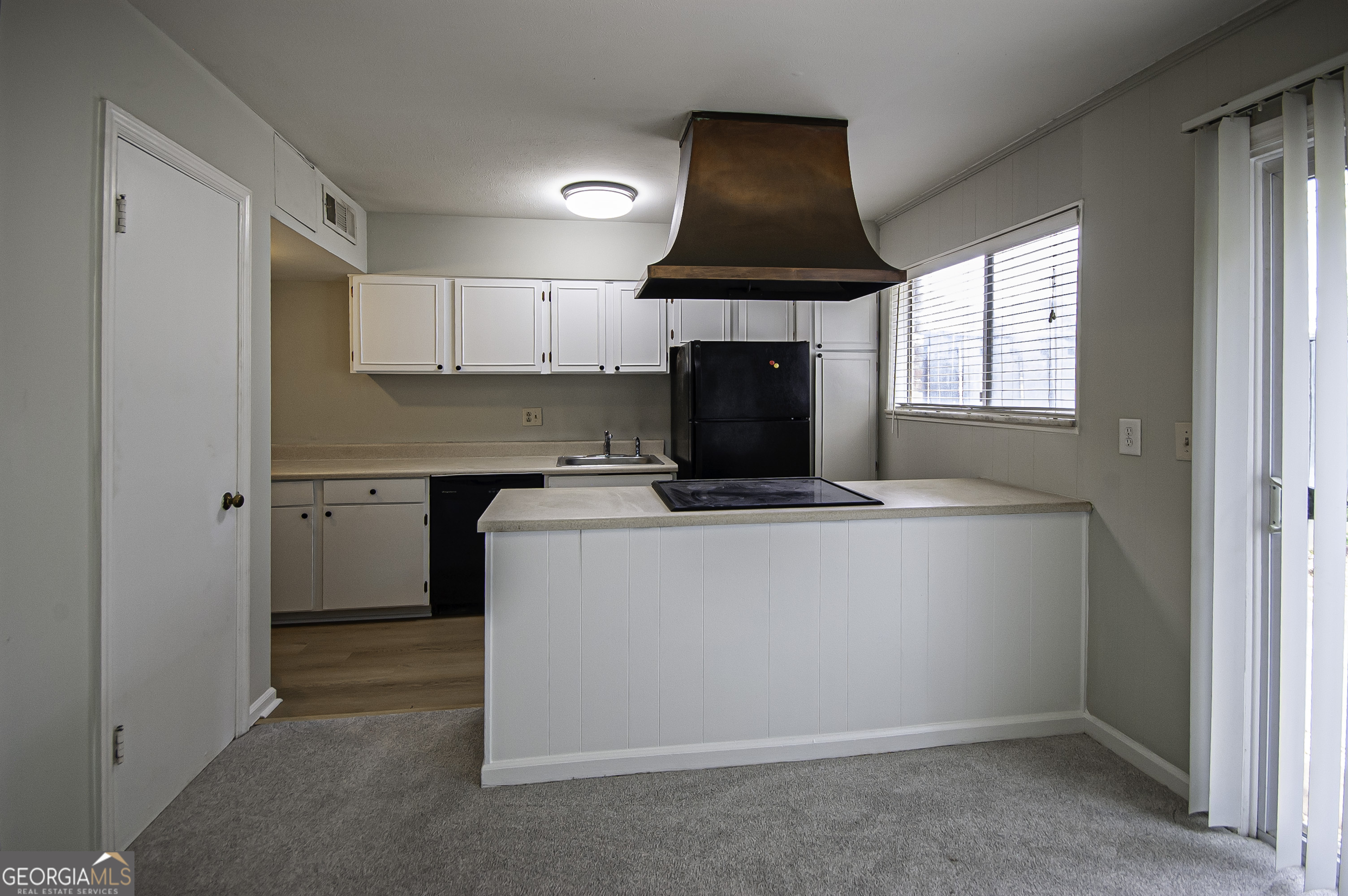 3099 Colonial Way Unit M Property Photo 7