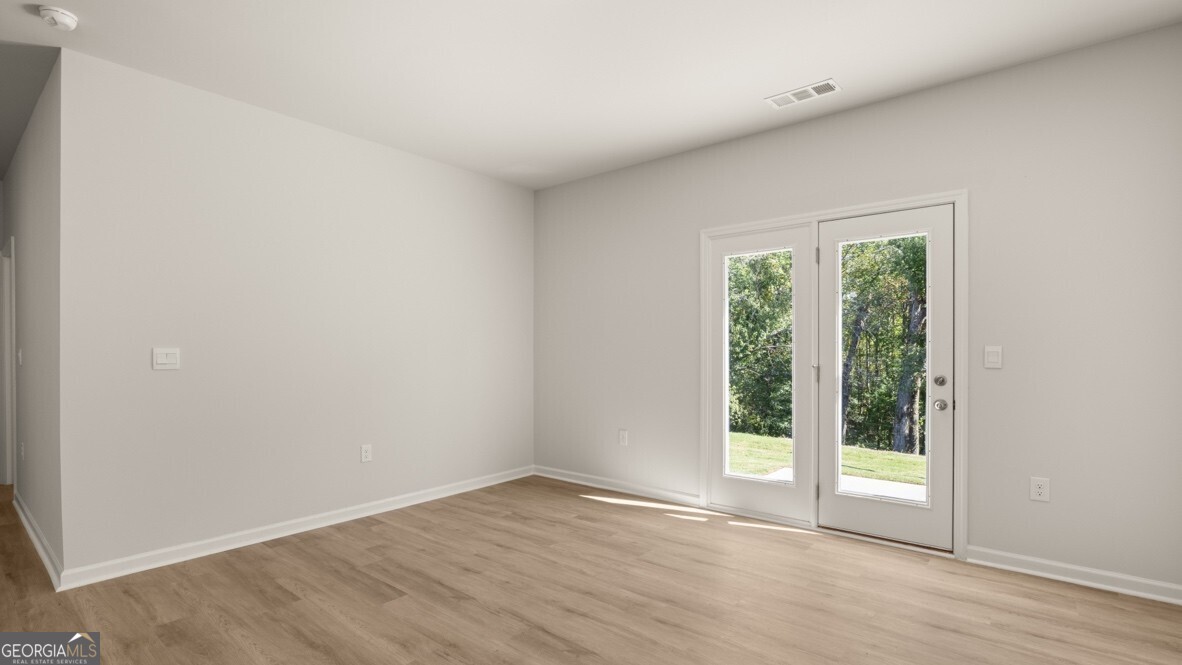 235 Rolling Meadow Trace Property Photo 9