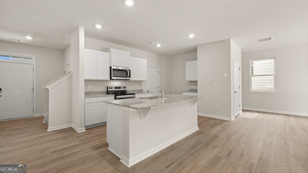 227 Rolling Meadows Trace Property Photo 4