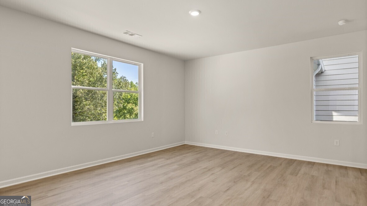 227 Rolling Meadows Trace Property Photo 8