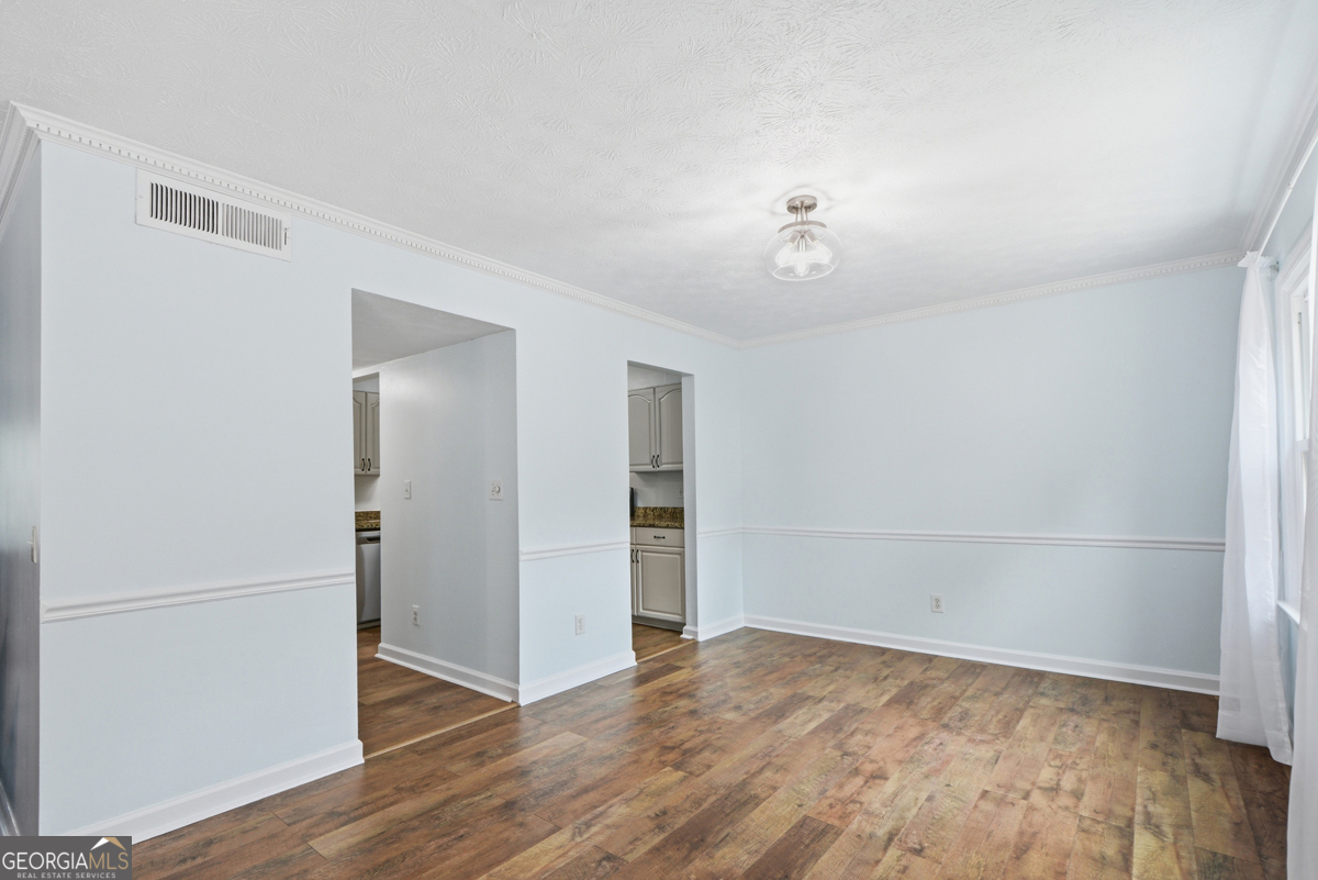 2472 Lehaven Drive Property Photo 8