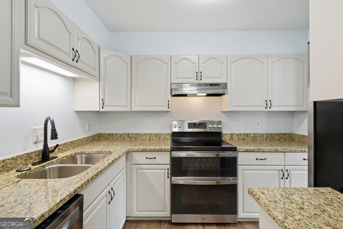 2472 Lehaven Drive Property Photo 14