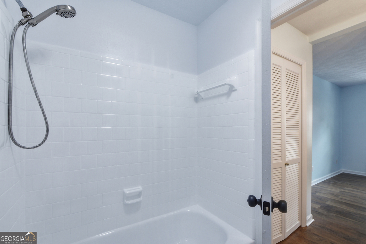 2472 Lehaven Drive Property Photo 31