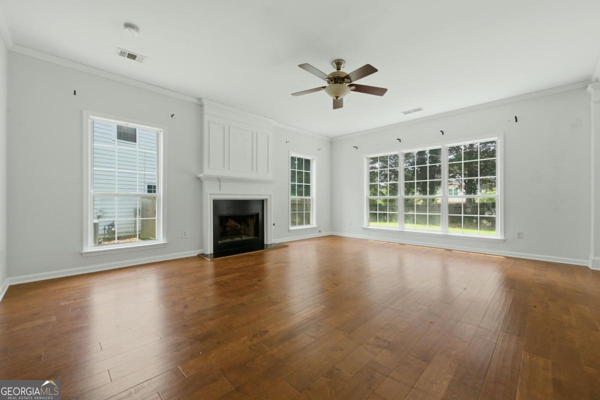 619 Lullingstone Drive Se Property Photo 6