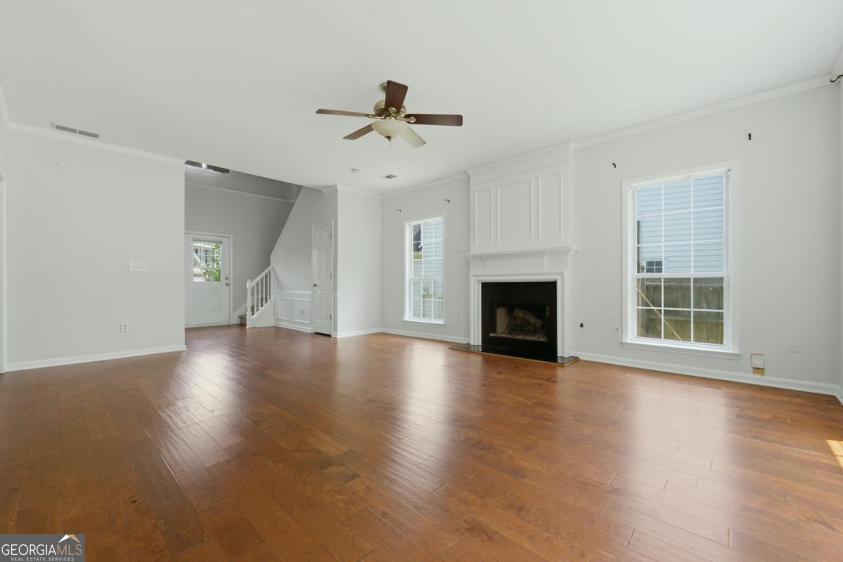 619 Lullingstone Drive Se Property Photo 8
