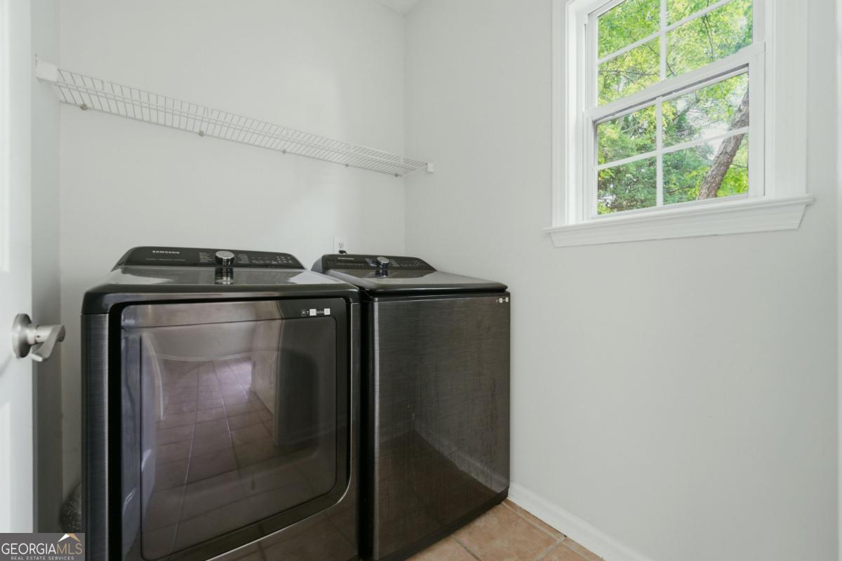 619 Lullingstone Drive Se Property Photo 13