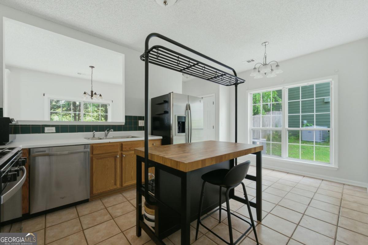 619 Lullingstone Drive Se Property Photo 15