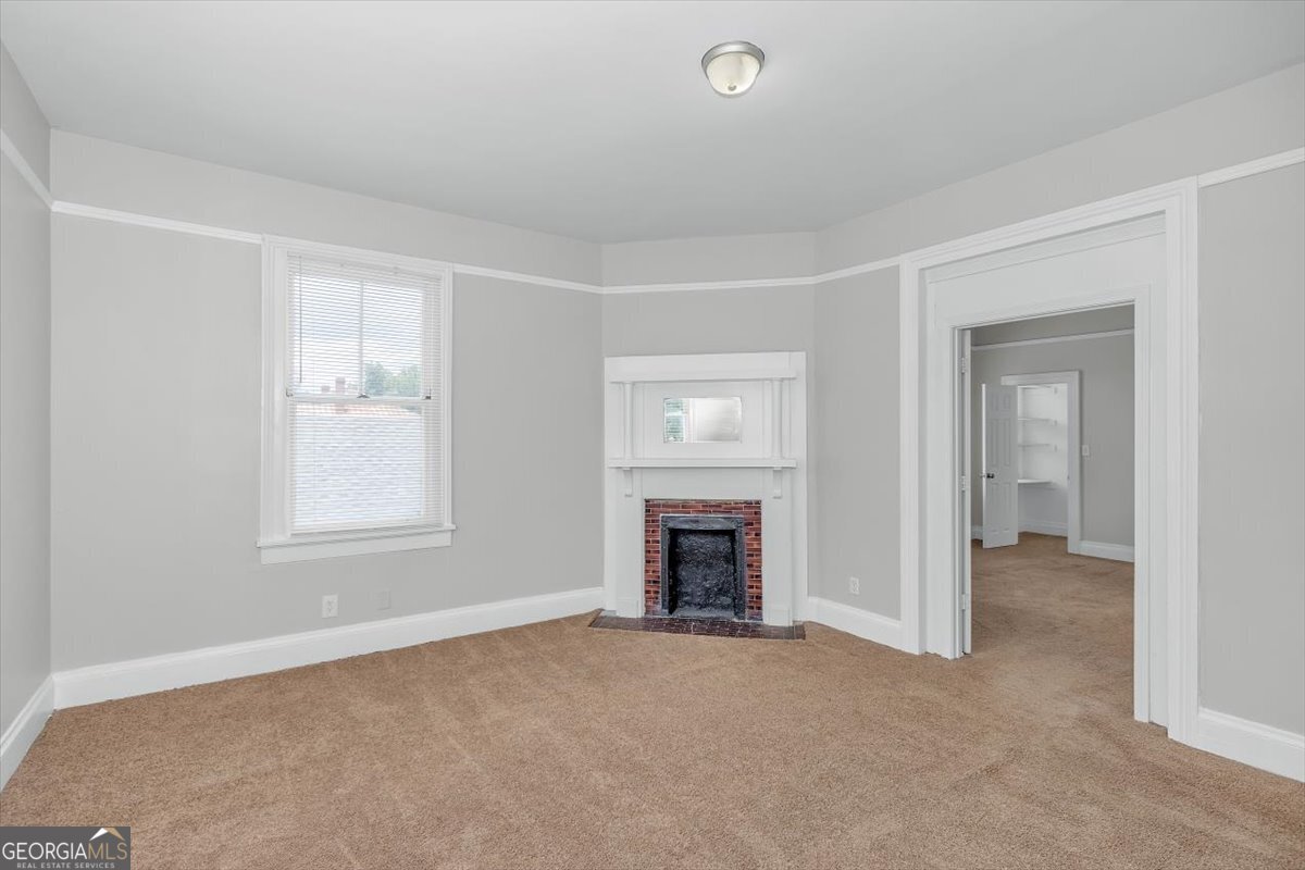 211 Broad Street Property Photo 4