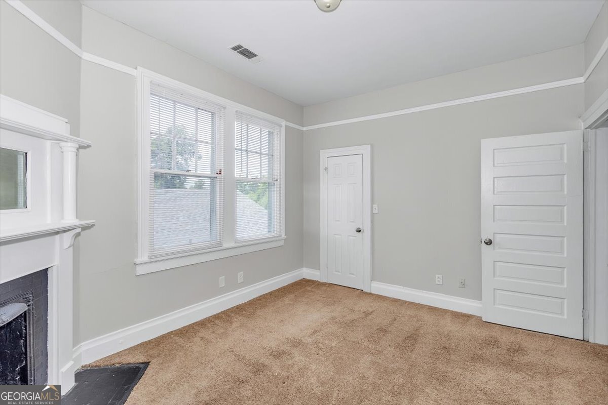 211 Broad Street Property Photo 9