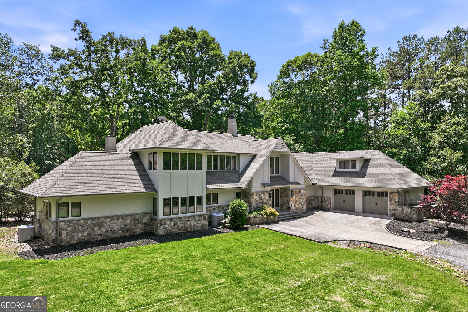 3735 Smithtown Road Property Photo 3