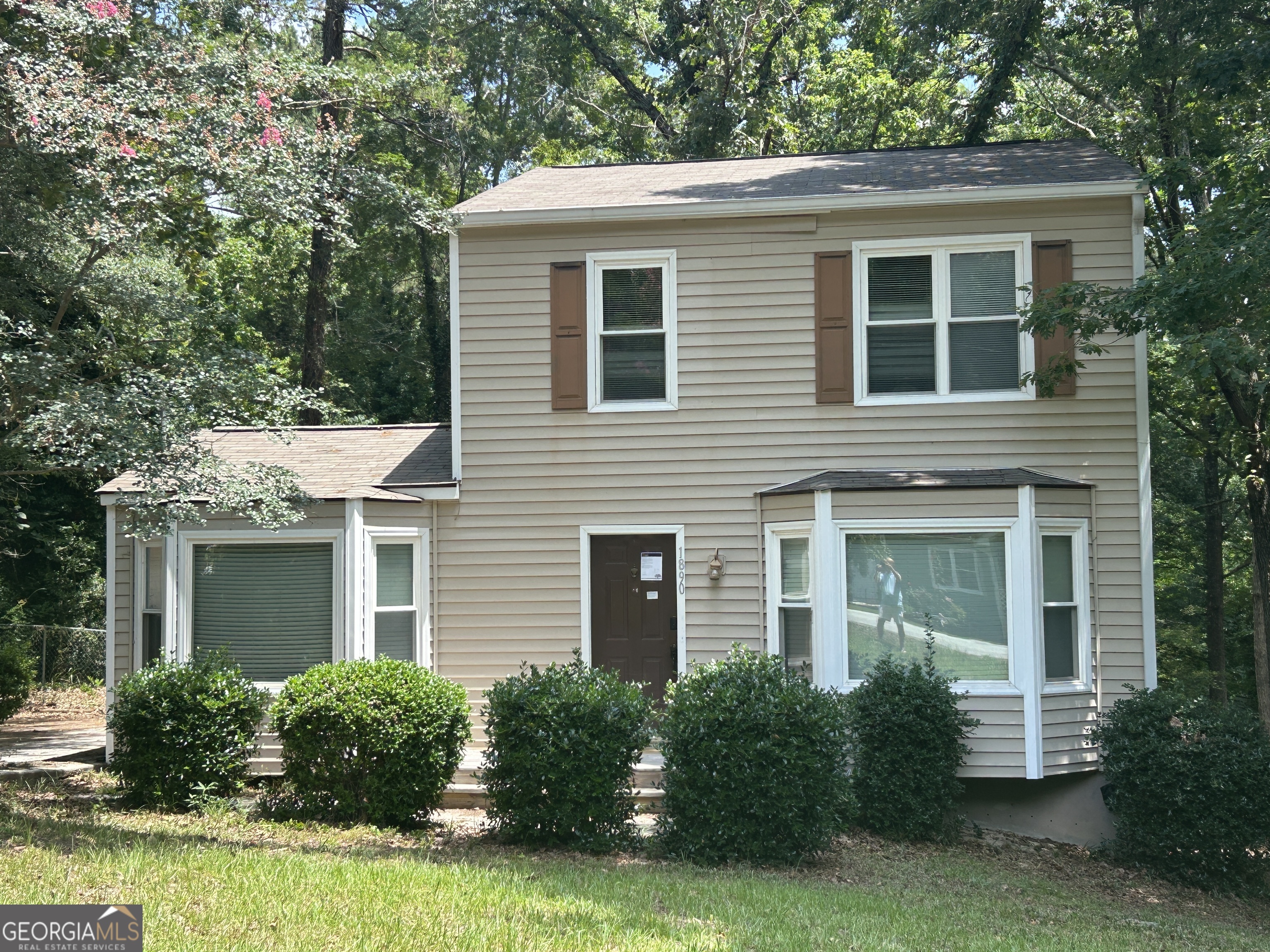 1890 Westminister Way Nw Property Photo 1