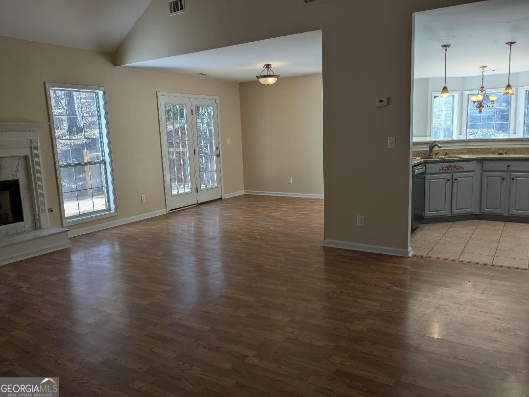 35 Paces Landing Lane Property Photo 4