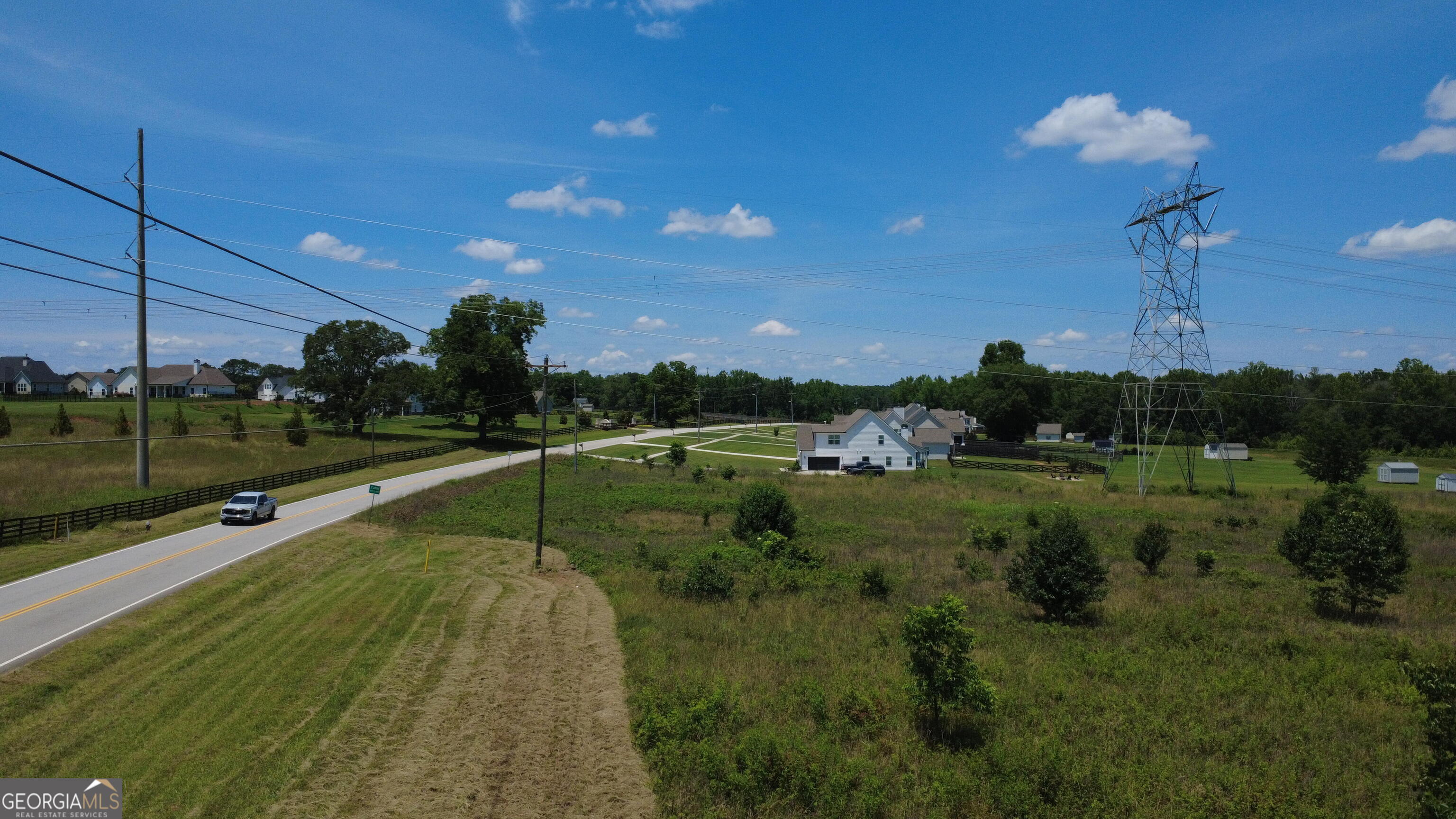 676 Linch Road Property Photo 4