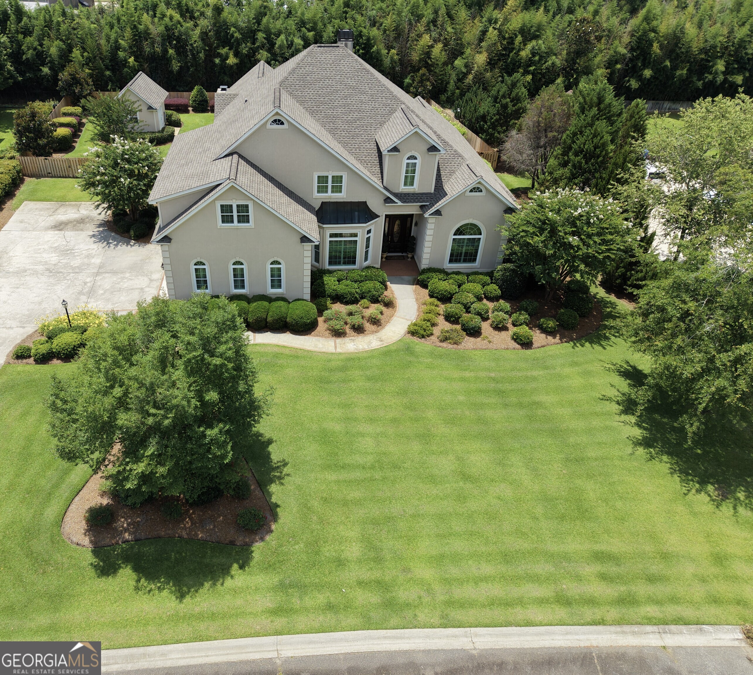 209 Fox Ridge Drive Property Photo 4