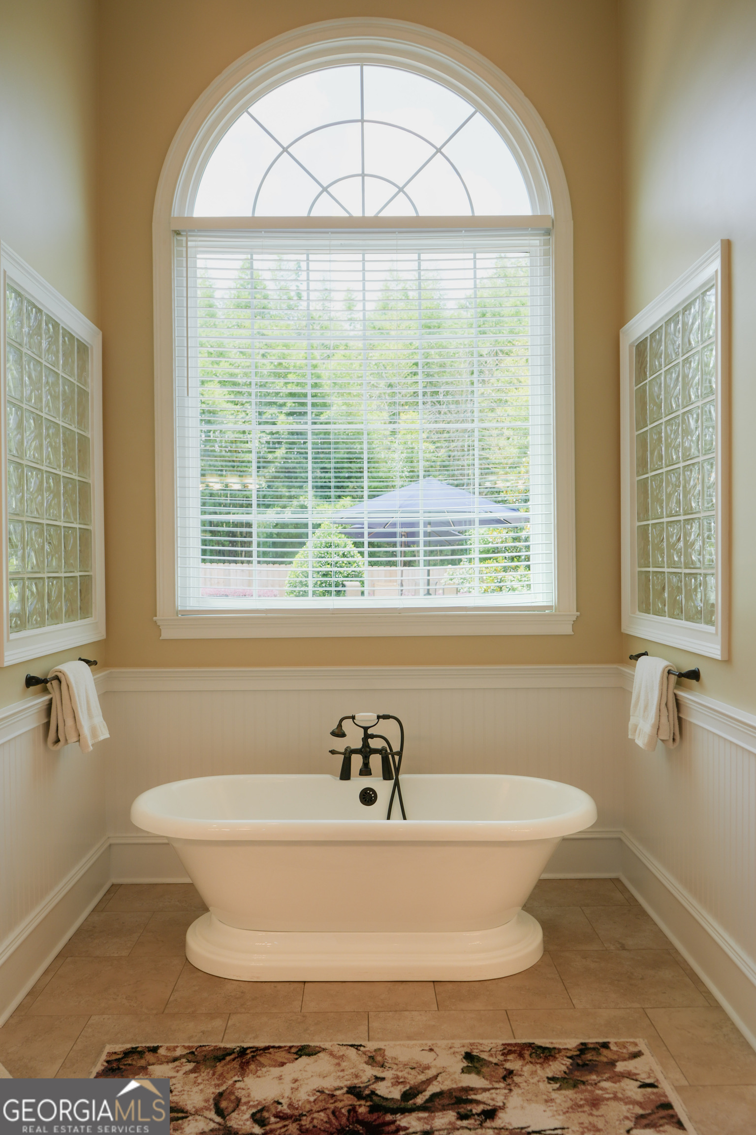 209 Fox Ridge Drive Property Photo 35