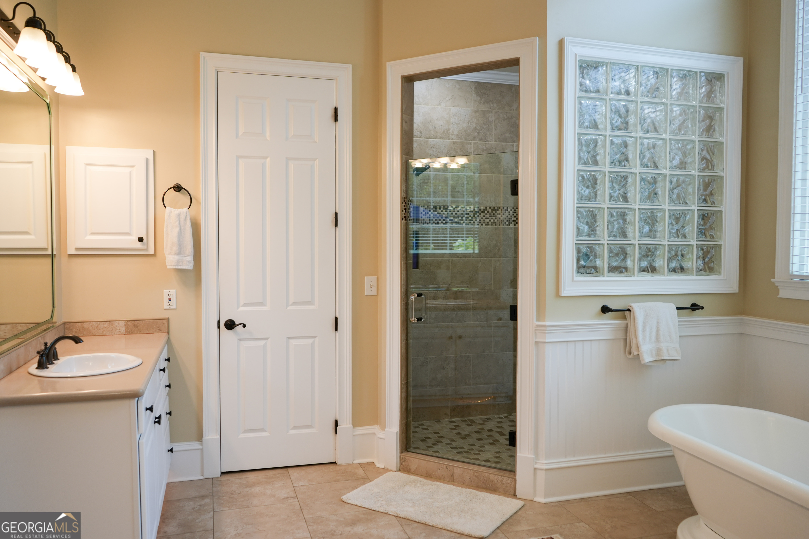 209 Fox Ridge Drive Property Photo 44