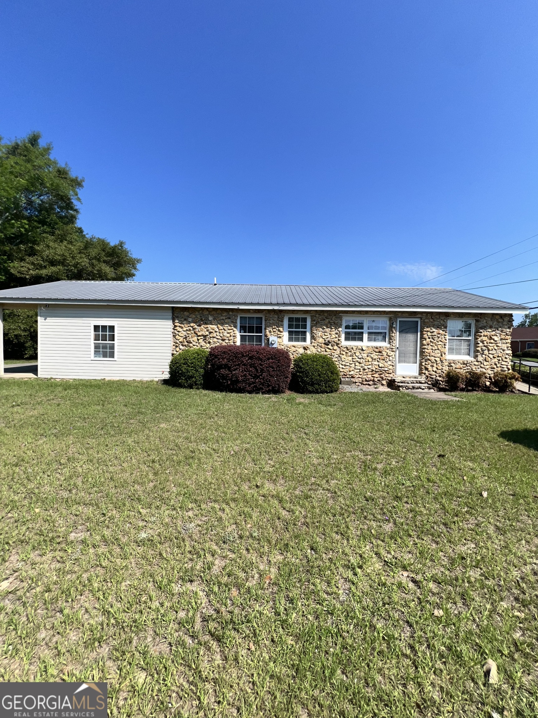 121 Coleman Avenue Property Photo 8