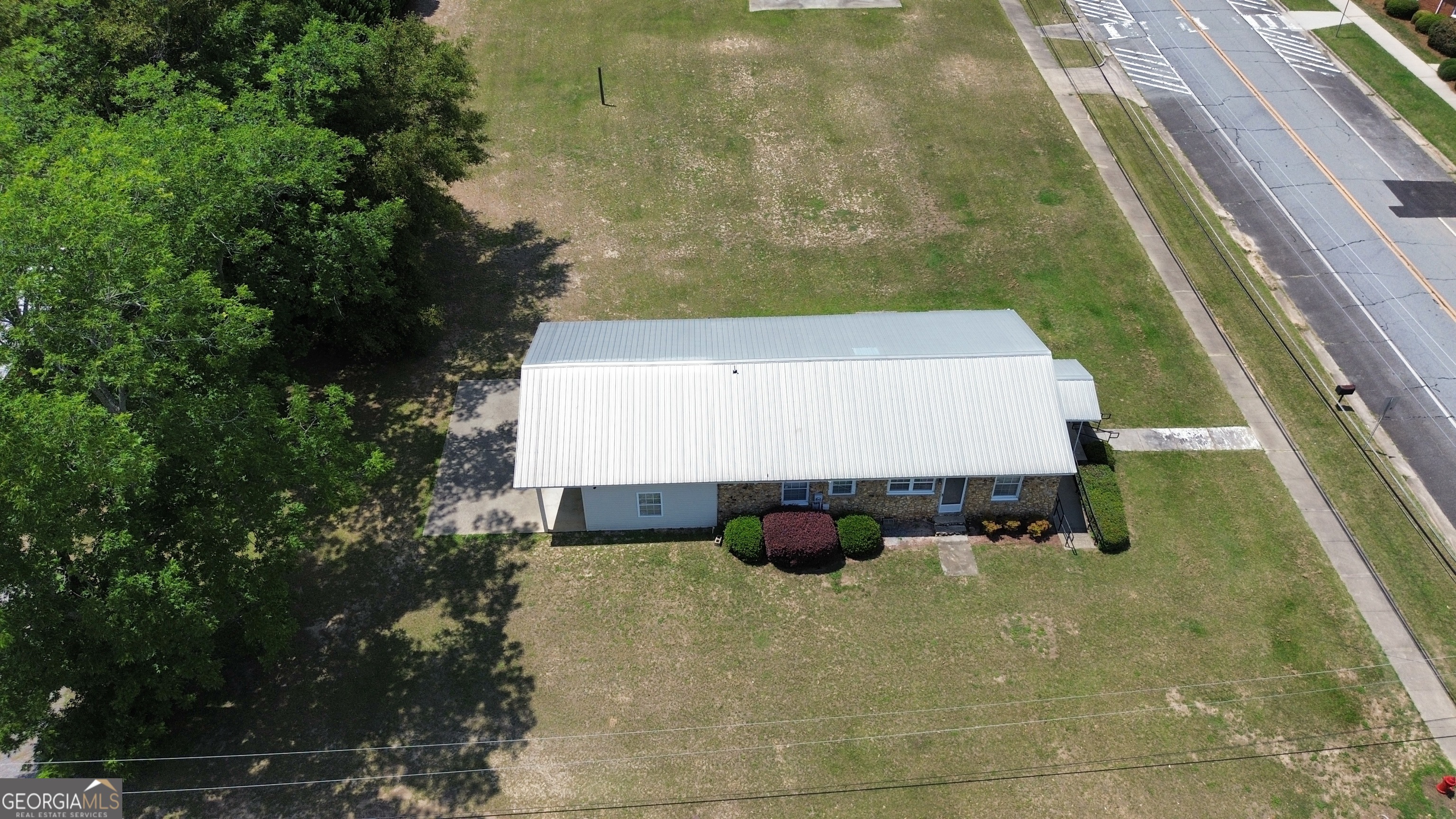 121 Coleman Avenue Property Photo 15