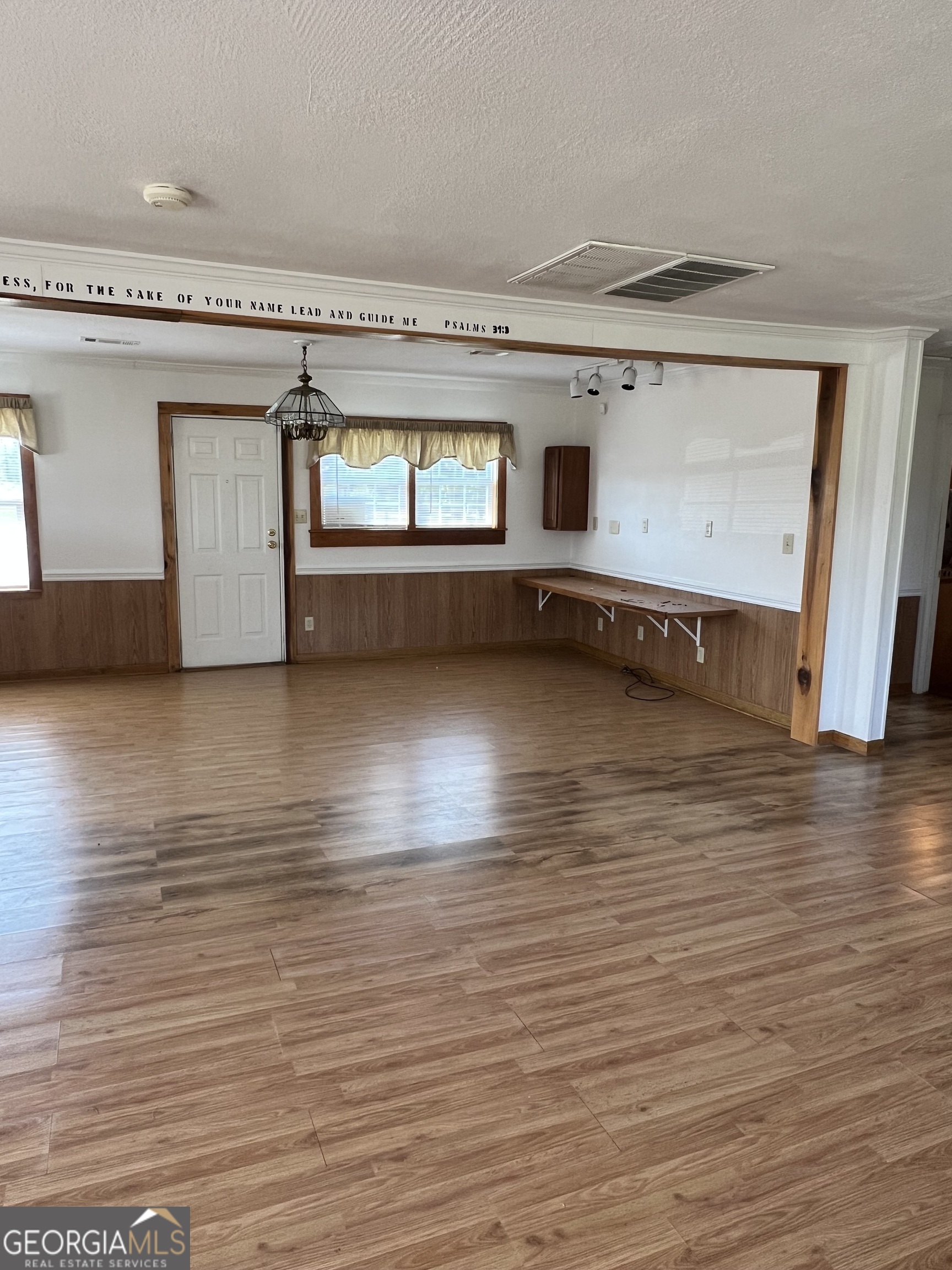 121 Coleman Avenue Property Photo 23